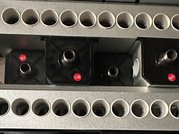 山東太陽能集熱聯(lián)箱廠家